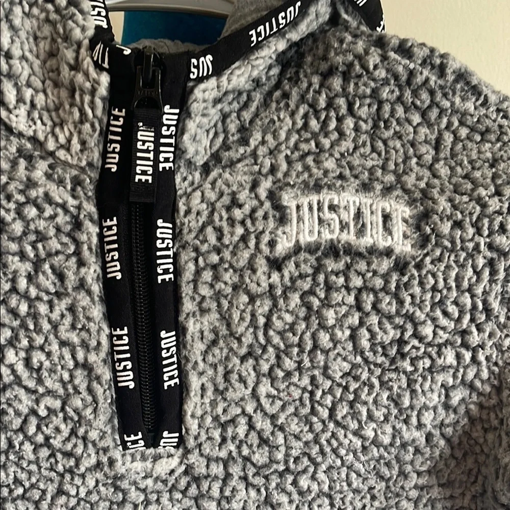 Justice Gray Sherpa Pullover